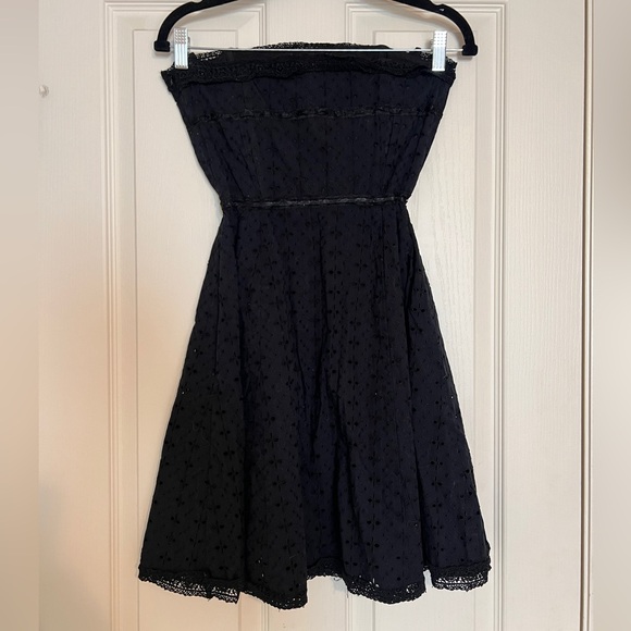 Betsey Johnson Elegant Black Strapless Eyelet Dress - Picture 2 of 3